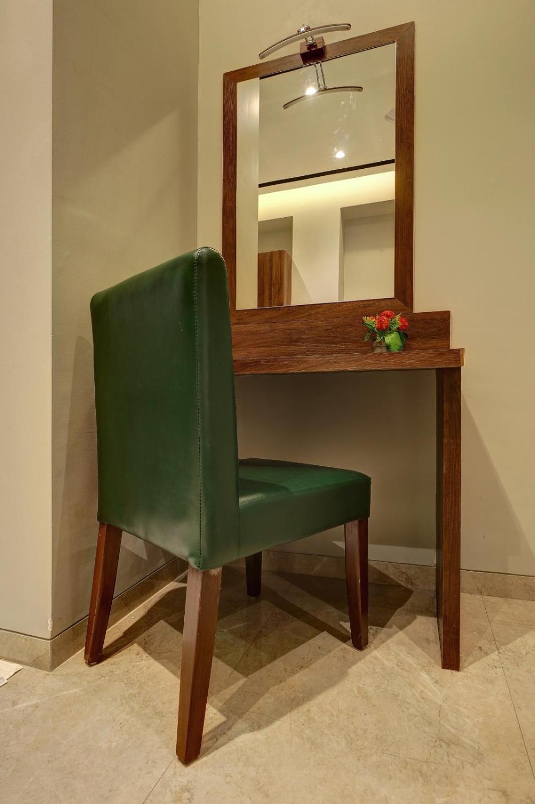 Mundhva Magnus Fortune House Business Hotel , Magarpatta מראה חיצוני תמונה