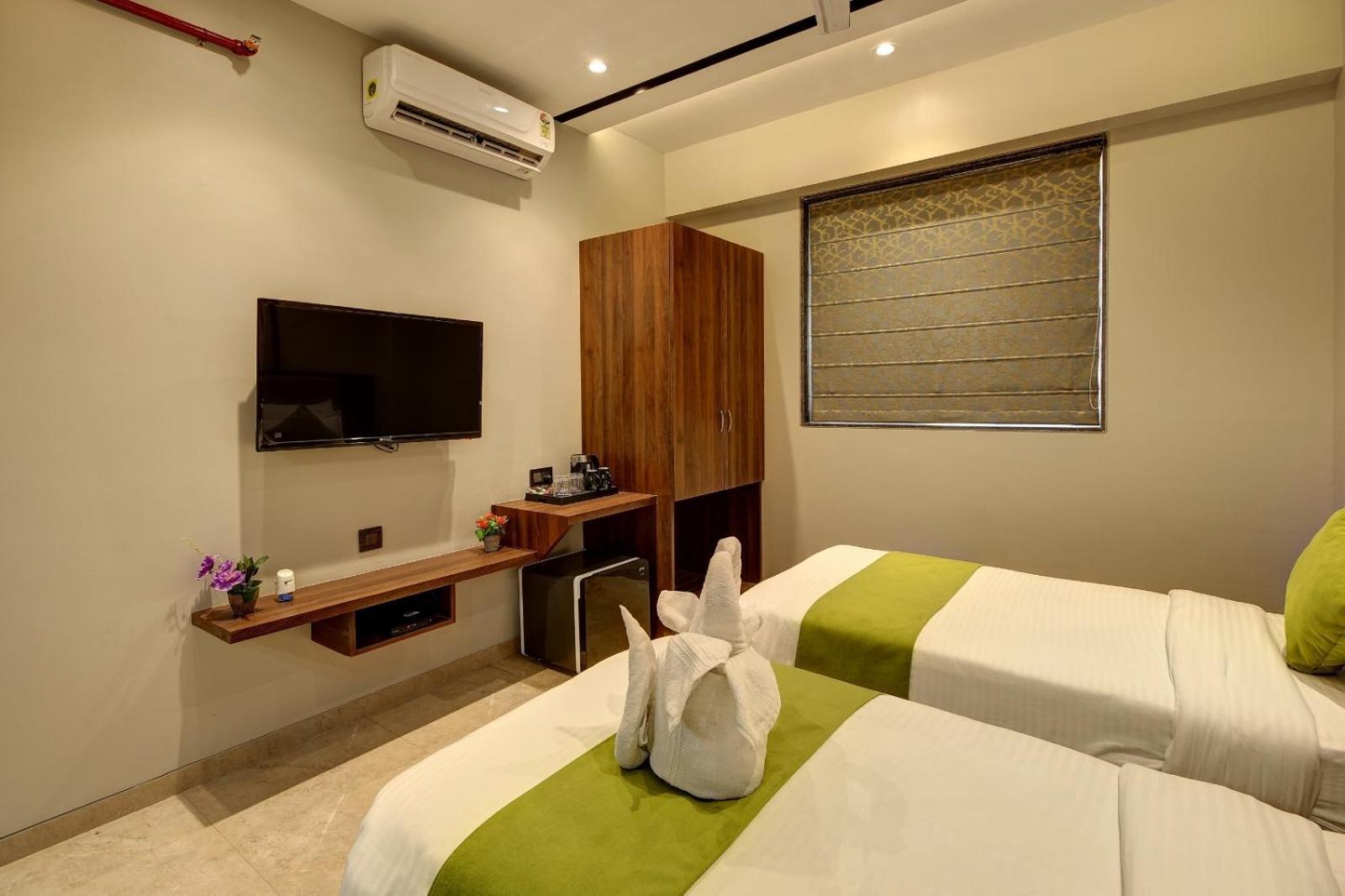 Mundhva Magnus Fortune House Business Hotel , Magarpatta מראה חיצוני תמונה