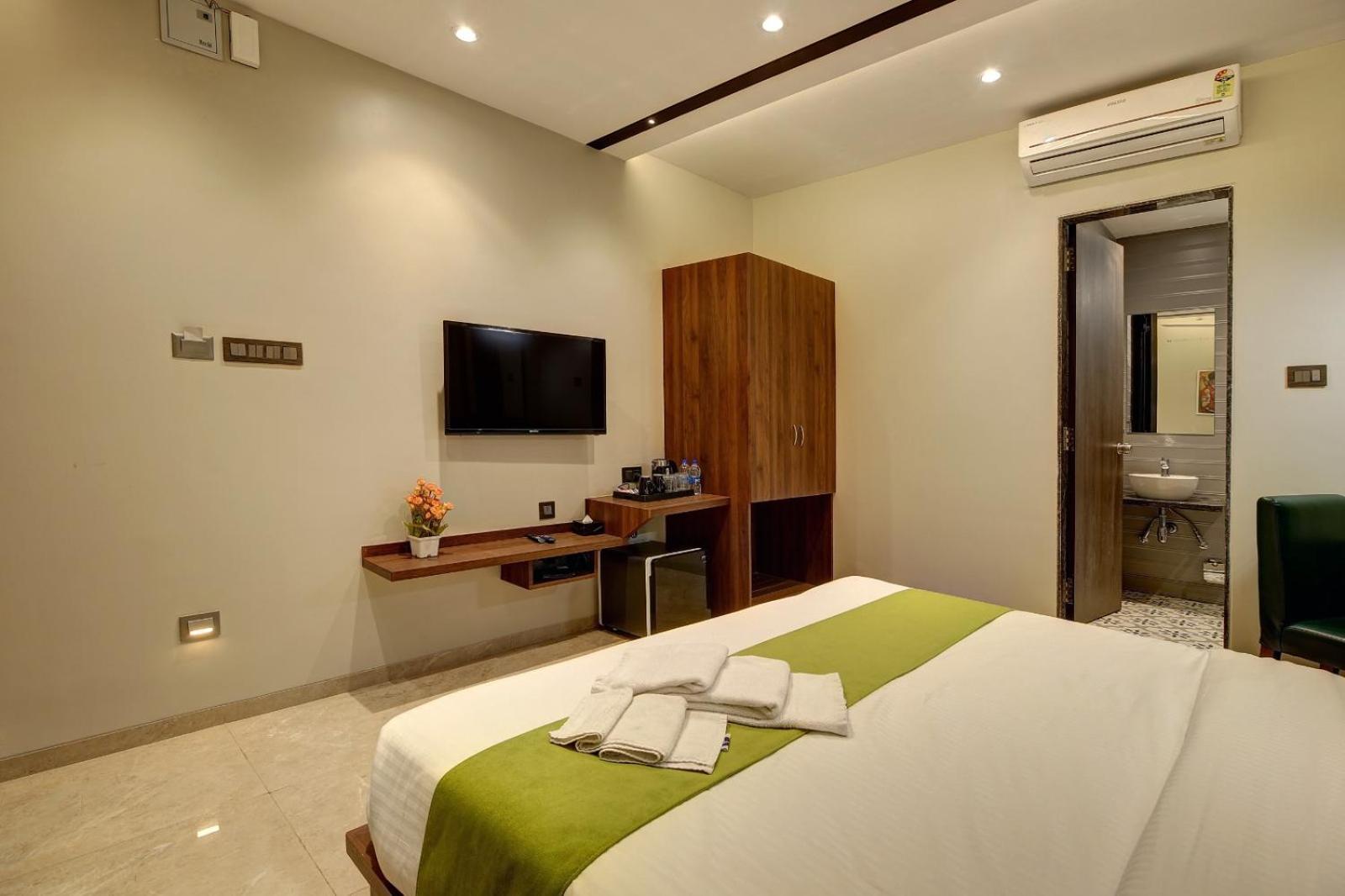 Mundhva Magnus Fortune House Business Hotel , Magarpatta מראה חיצוני תמונה